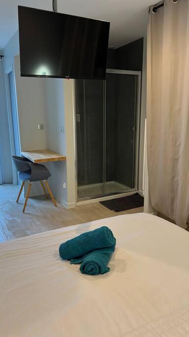 Saint-Yrieix-sur-Charente Studio Piscine Partagee Parking Securise מראה חיצוני תמונה